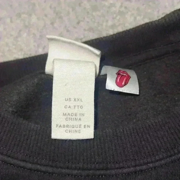 H & M Rolling Stones crewneck sweater - Picture 3 of 3